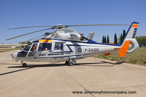 French Air Force DGA-EV Aerospatiale SA.365N Dauphin II 6010/F-ZAGG (2024)