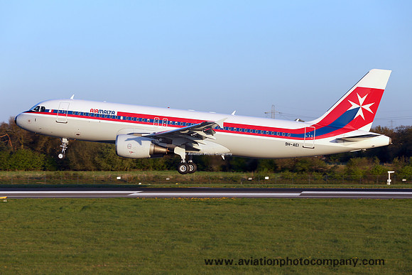 Air Malta Airbus A320-200 9H-AEI at Manchester (2014)