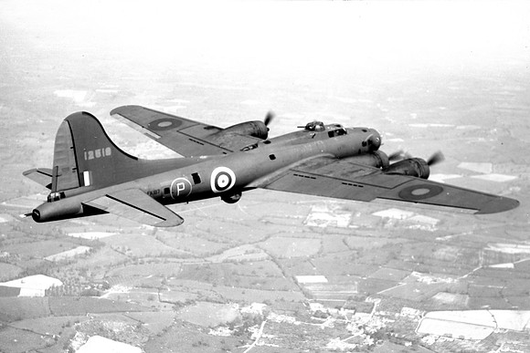RAF Boeing B-17E Flying Fortress FK187 Air to Air