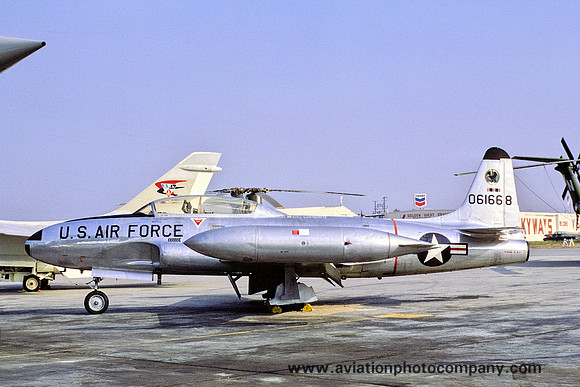 USAF California ANG 194 FIS Lockheed T-33A Shooting Star 56-1668 (1971)