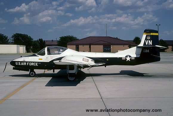 USAF 71 FTW 33 FTS Cessna T-37B Tweet 60-0114/VN at Vance AFB (2000)