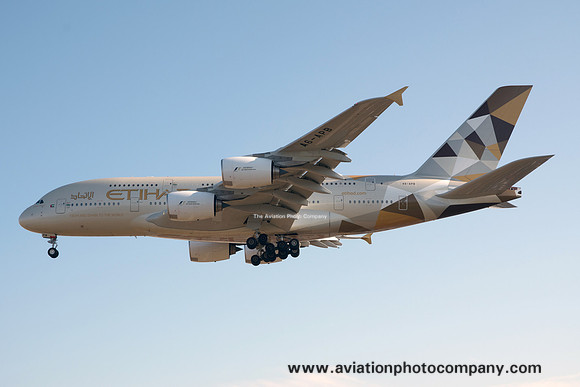 Etihad Airways Airbus A380-800 A6-APB at London Heathrow (2015)