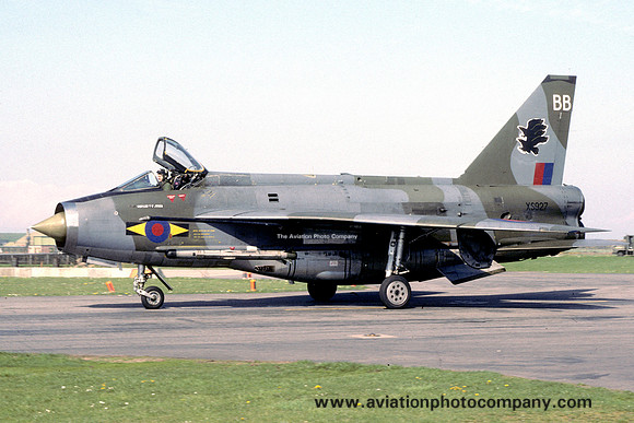 RAF 11 Squadron English Electric Lightning F.6 XS927/BB (1985)