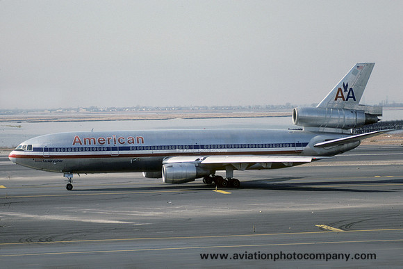 American Airlines Douglas DC-10-10 N121AA (1983)