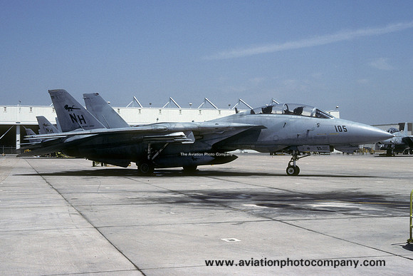 US Navy VF-114 Grumman F-14A Tomcat 159862/NH-105 (1992)
