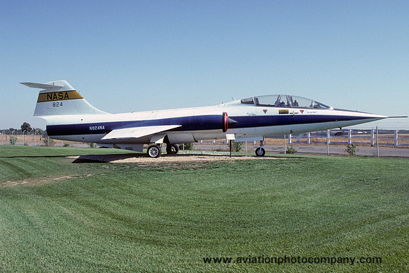 NASA Lockheed F-104G Starfighter N824NA displayed at Paso Robles (2000)
