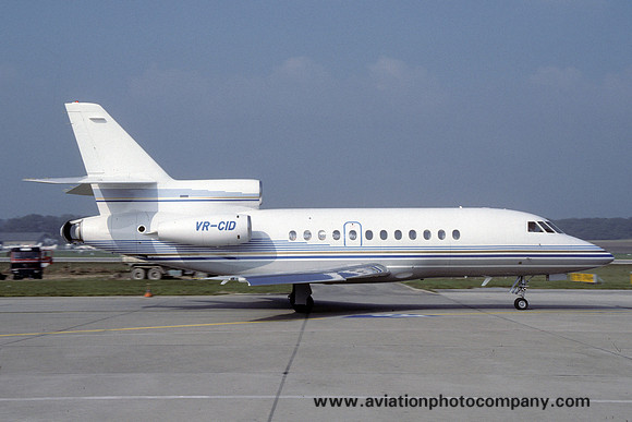 Dassault Falcon 900B VR-CID (1995)