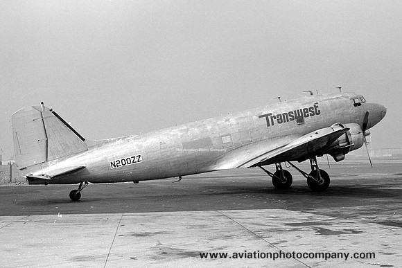 Transwest Douglas C-47 Dakota N200ZZ (1978)