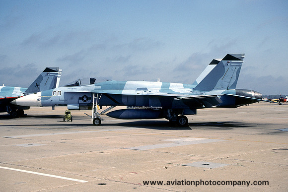 US Navy VFC-12 McDonnell Douglas F/A-18A 162435/00 (1999)