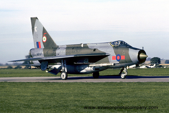 RAF 5 Squadron English Electric Lightning F.6 XR747/E (1978)