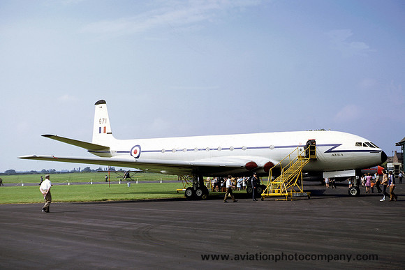 RAF De Havilland Comet C.2 XK671/7929M Displayed at Topcliffe (1971)