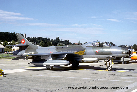 Swiss Air Force Hawker Hunter F.58 J-4039 (1986)