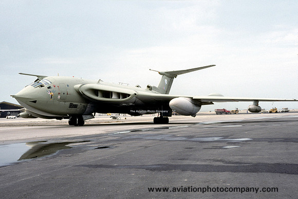 RAF 55 Squadron Handley Page Victor K.2 XH672 during Operation Granby (1991)