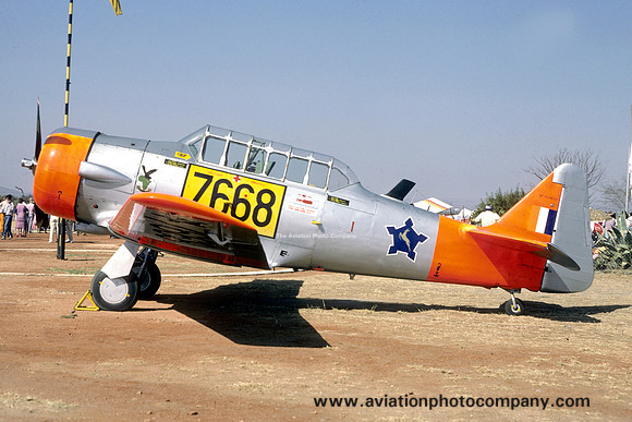 South African Air Force CFS North American T-6G 7668 (1987)