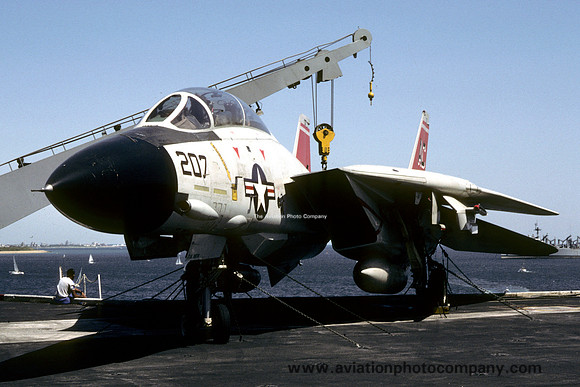 US Navy VF-31 Grumman F-14A 159020/AC-207 onboard USS john F Kennedy (1983)