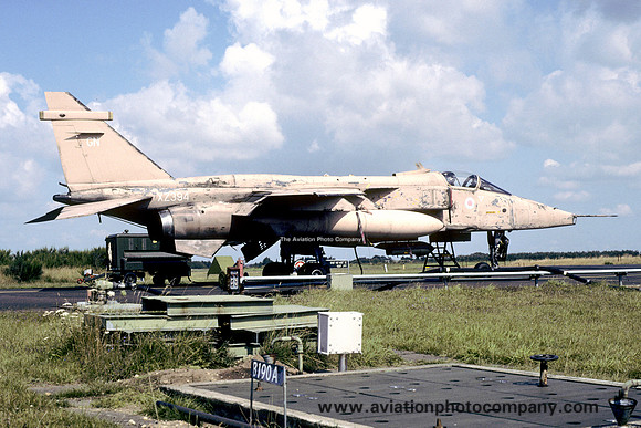 RAF 54 Squadron SEPECAT Jaguar GR.1 XZ394/GN (1991)