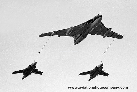 RAF 55 Squadron Handley Page Victor K.2 XL511 with two Blackburn Buccaneers (1976)
