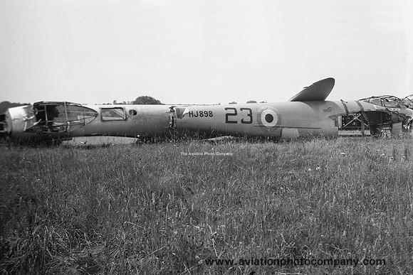 RAF De Havilland Mosquito T.3 HJ898