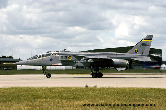 RAF 16 Squadron Sepecat Jaguar T.4 XX847/PY at RAF Waddington (2004)