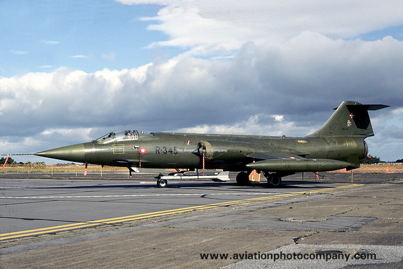 Danish Air Force Esk 726 Lockheed F-104G Starfighter R-345 (1985)