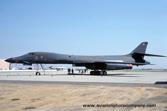 USAF 319 BW Rockwell B-1B Lancer 86-0109 (1990)