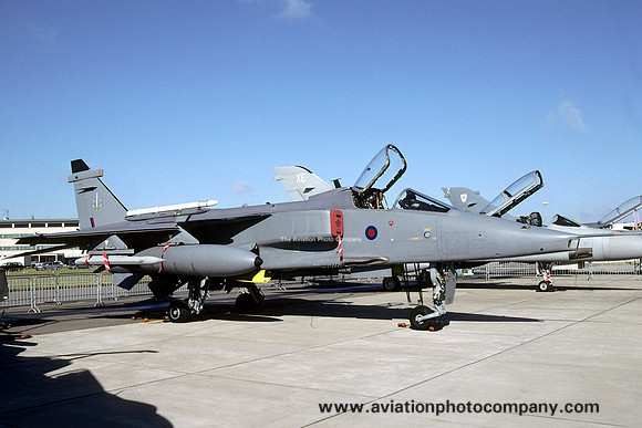 RAF SAOEU Sepecat Jaguar GR.3 XZ113 (2004)