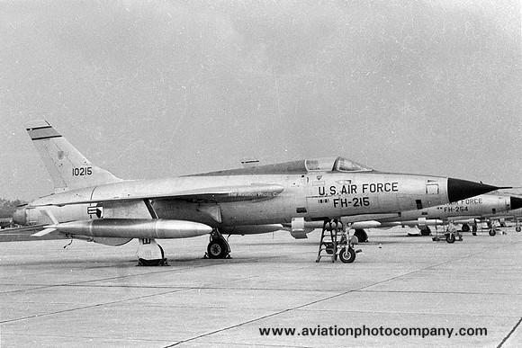 USAF 18 TFW Republic F-105D Thunderchief 61-015 (1965)