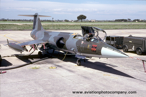 Italian Air Force 36 Stormo Lockheed F-104S Starfighter MM6826/36-01 (1993)