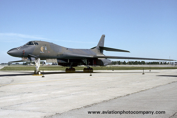 USAF 28 BW Rockwell B-1B Lancer 85-0086 (1990)