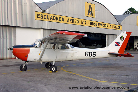 Uruguayan Air Force EA7 Cessna T-41D 606 (2007)