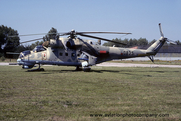 Czech Air Force 11 VRP Mil Mi-24V Hind 0835 (1993)