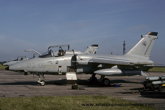 Italian Air Force 2 Stormo Aeritalia AMX MM7140/22-06 (1993)