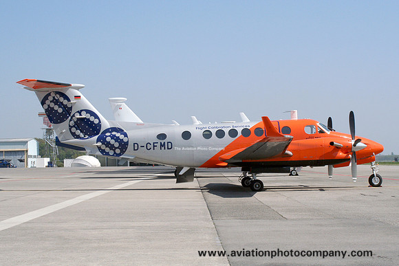 DFS Deutsche Flugsicherung GmbH Flight Calibration Service Beech Super King Air 350 D-CFMD at Geneva (2007)