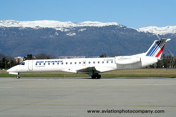 Air France Regional Embraer ERJ-145MP F-GUAM at Geneva (2007)