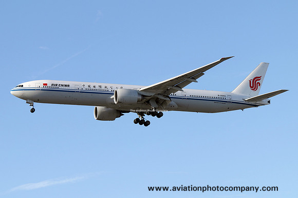 Air China Boeing 777-300ER B-2043 (2016)