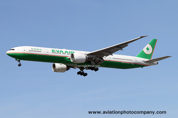 EVA Air Boeing 777-300ER B-16715 (2016)