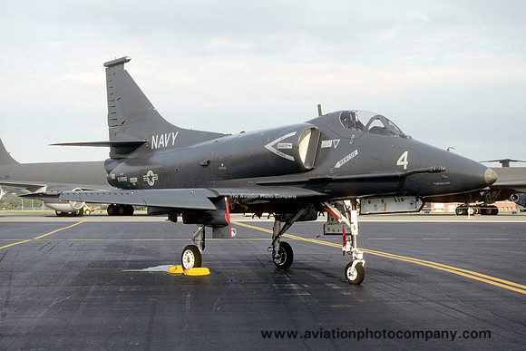 US Navy VFC-12 Douglas A-4F Skyhawk 154996/4 (1990)