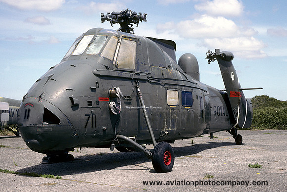 Royal Navy School of Flight Deck Operations Westland Wessex HAS.3 XP137 (2004)