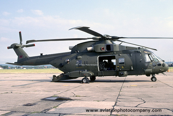 RAF 28 Squadron Westland Merlin HC.3 ZJ136/U (2003)