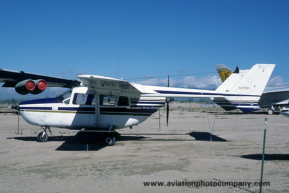 Cessna O-2A-CE Super Skymaster N37581 at the Pima County Museum (1986)