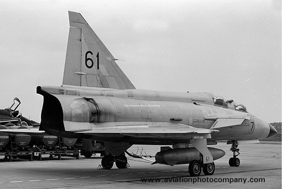 Swedish Air Force F7 SAAB Viggen Sk-37A 37809/61 (1974)