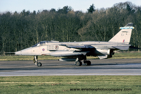 RAF 6 Squadron Sepecat Jaguar GR.3 XZ399/EJ at RAF Coltishall (2005)