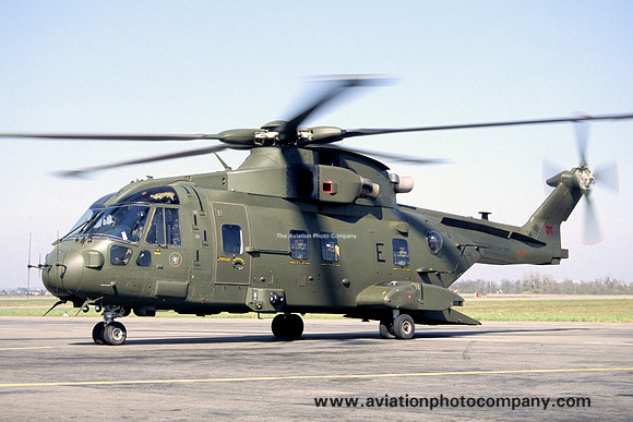 RAF 28 Squadron Westland Merlin HC.3 ZJ121/E (2005)