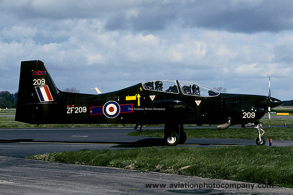RAF 1 FTS 72 Squadron Embraer/Short Tucano T.1 ZF209 (2005)
