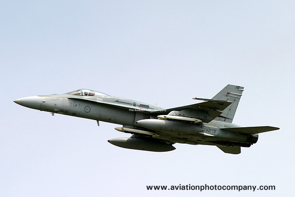 RAAF 77 Squadron McDonnell Douglas F/A-18A Hornet A21-19 (2007)