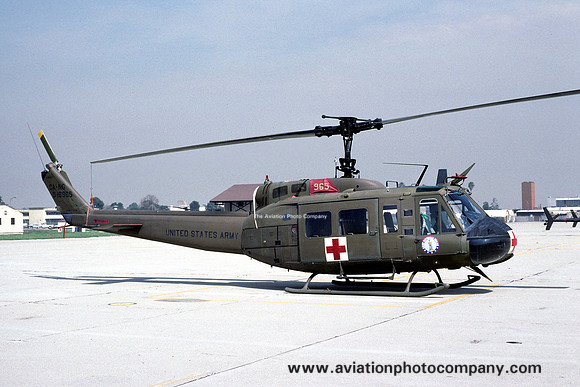 US Army California ArNG Bell UH-1H Iroquois 66-16965 (1990)