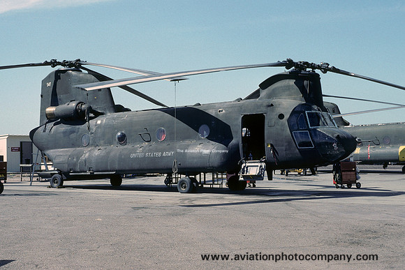 US Army California ArNG Vertol CH-47C Chinook 67-18547 (1989)
