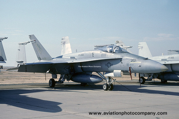 US Navy VFA-303 McDonnell Douglas F/A-18A Hornet 161735/ND-301 (1990)