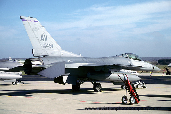 USAF 31 FW 510 FS General Dynamics F-16C Fighting Falcon 88-0491/AV (2005)