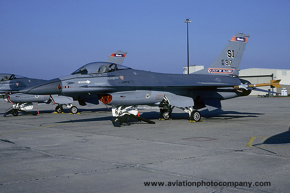 USAF Illinois ANG 170 TFS General Dynamics F-16A Fighting Falcon 82-0917/SI (1990)